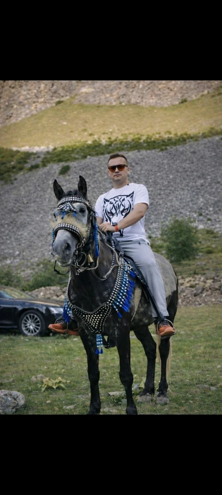 GIF uploaded by Eddy