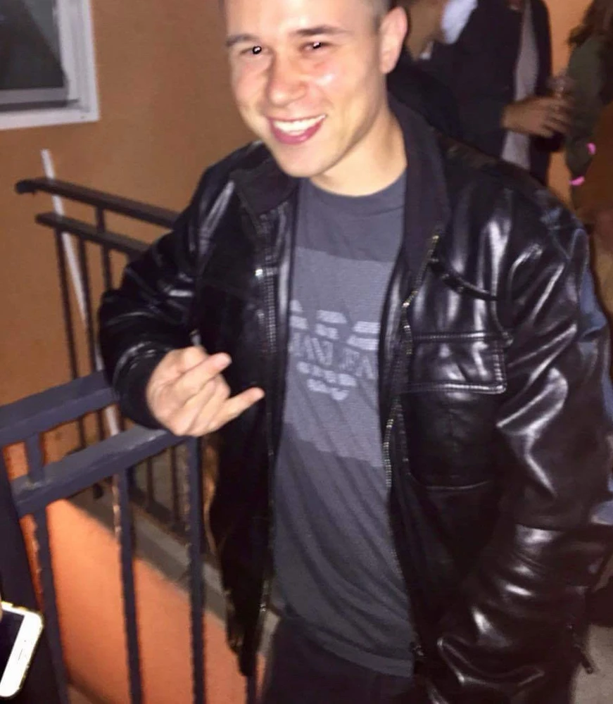 GIF uploaded by Mario