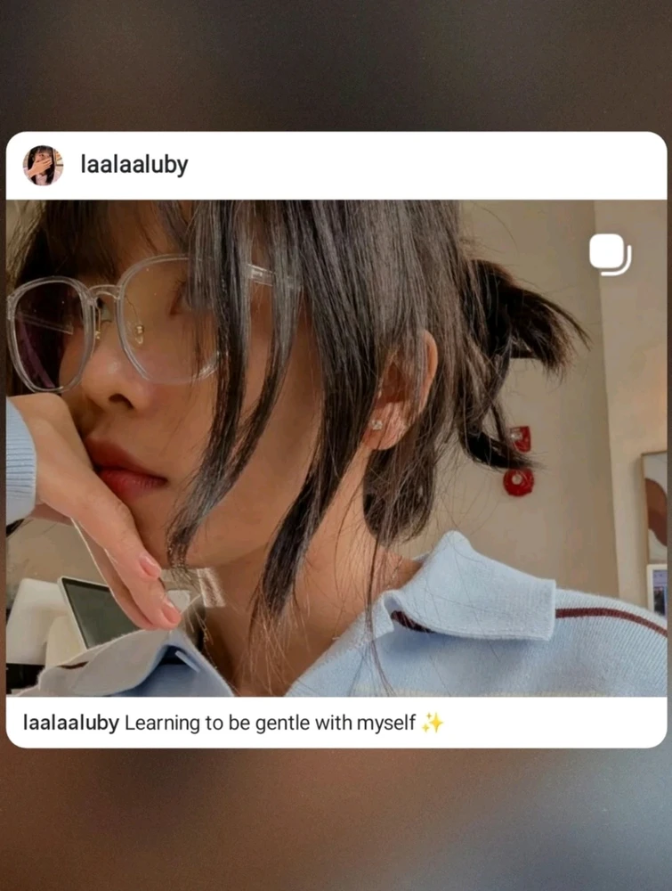 GIF uploaded by Lalaluby