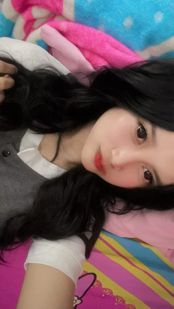 GIF diunggah oleh Diana