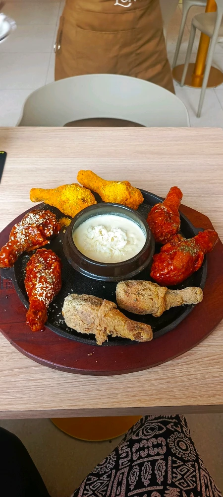 Image uploaded by Ailama