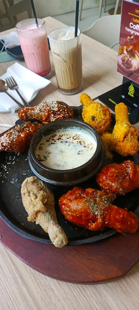 Image uploaded by Ailama