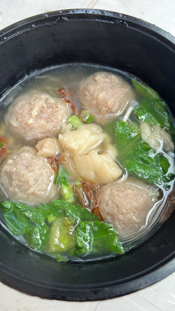 GIF uploaded by Indah