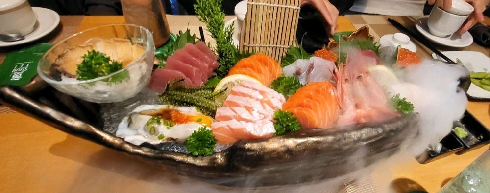 GIF uploaded by Tofu 🍜🍗🍟