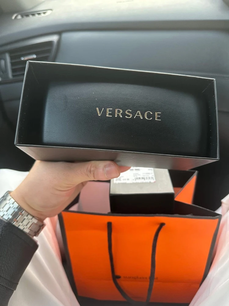 GIF uploaded by Melvin