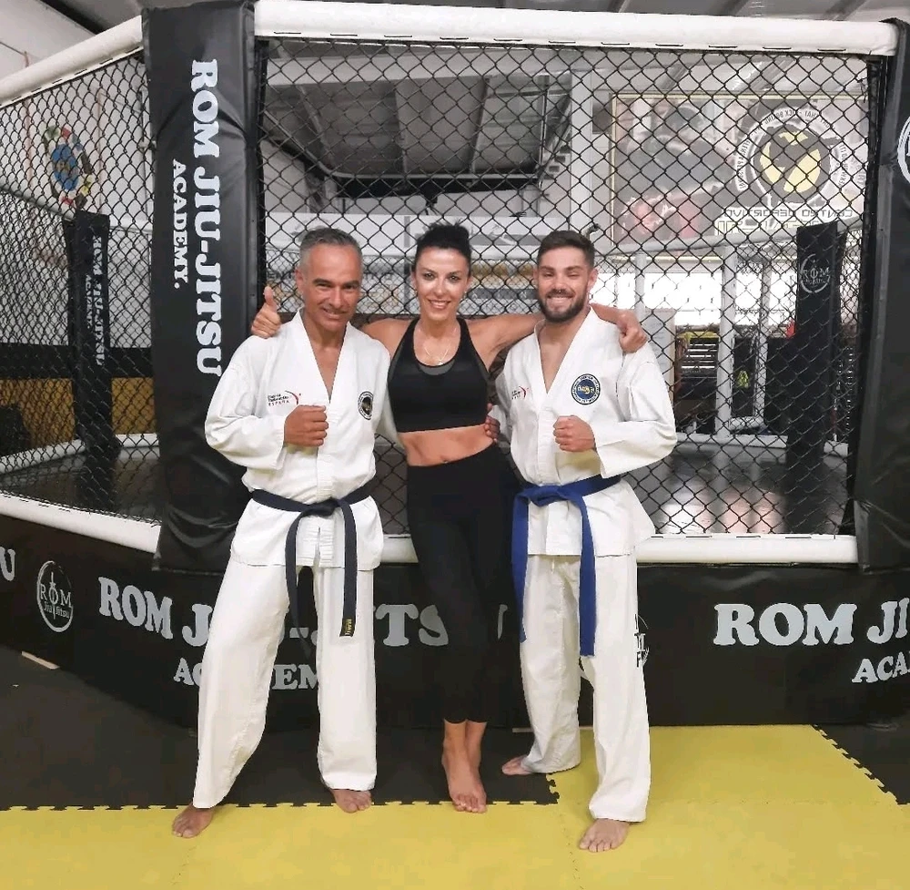 GIF ארויפגעלאדן דורך Manuel