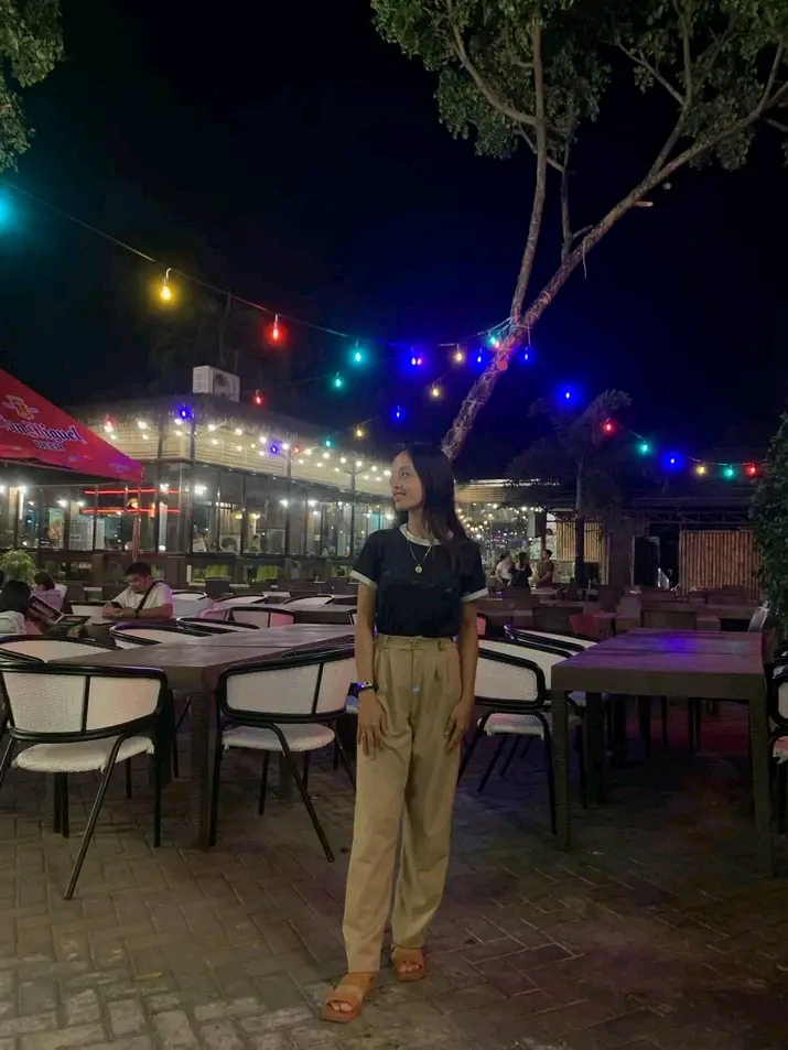 GIF uploaded by Sandara