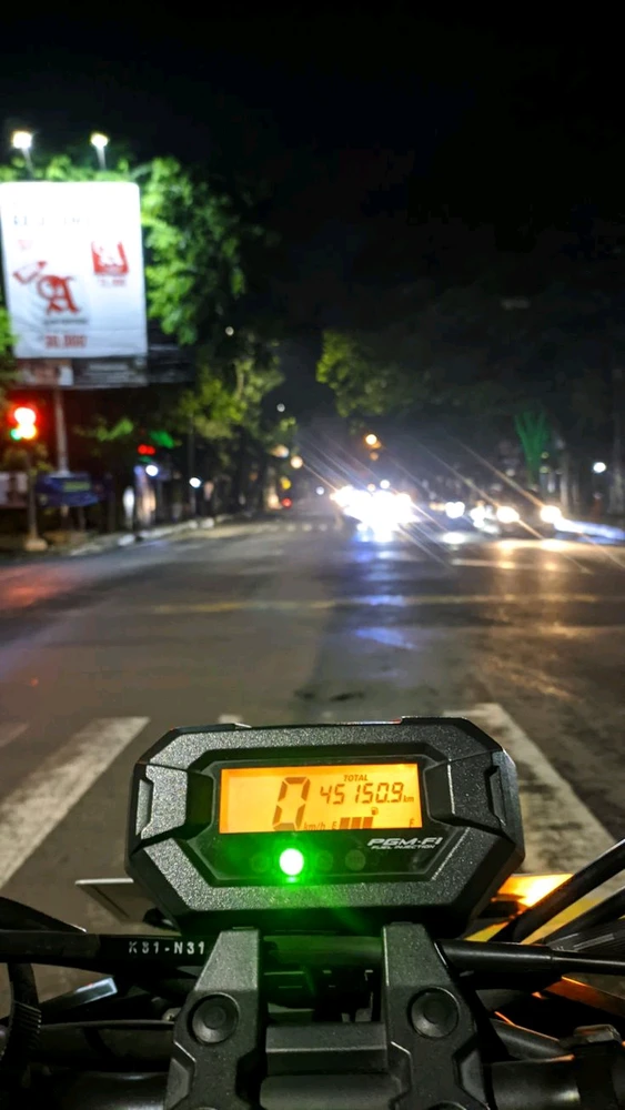 GIF diunggah oleh Andi