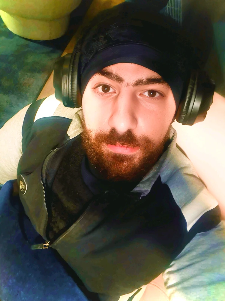 GIF uploaded by Salvatore