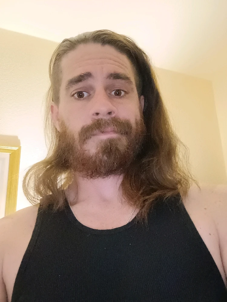 GIF uploaded by Auzzy