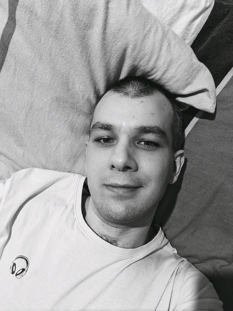 GIF uploaded by GhinΘan NicuΘor Valentin