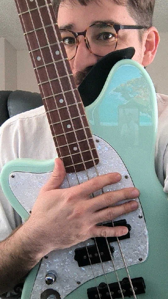 GIF diunggah dening Colton