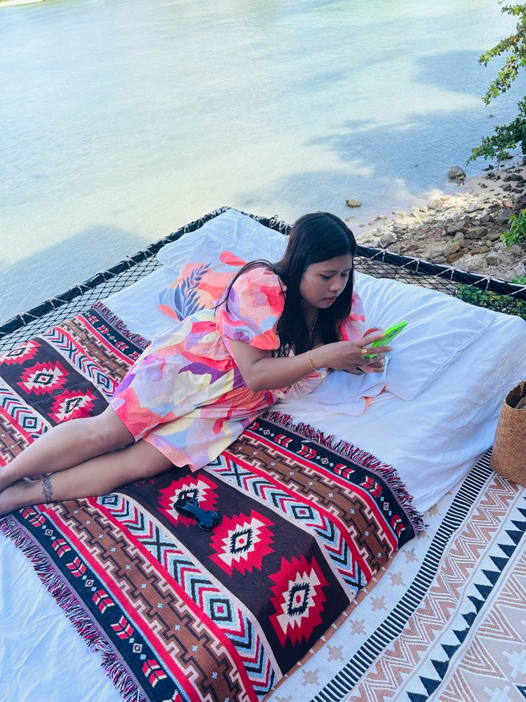 GIF uploaded by Rose