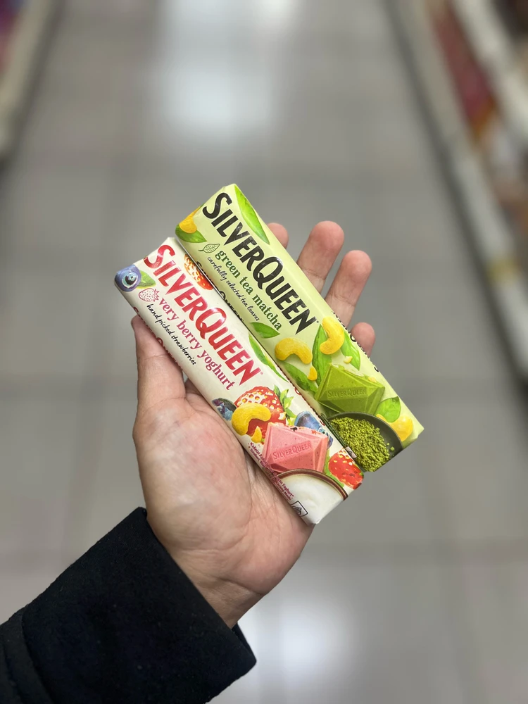 GIF uploaded by Indah