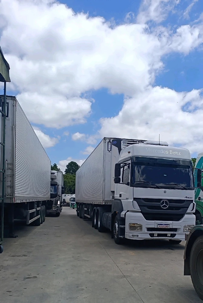 GIF uploaded by Nina