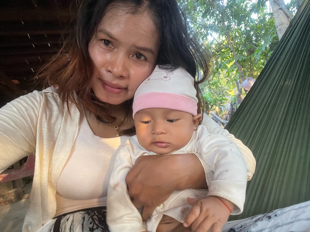 GIF uploaded by Heng Channa