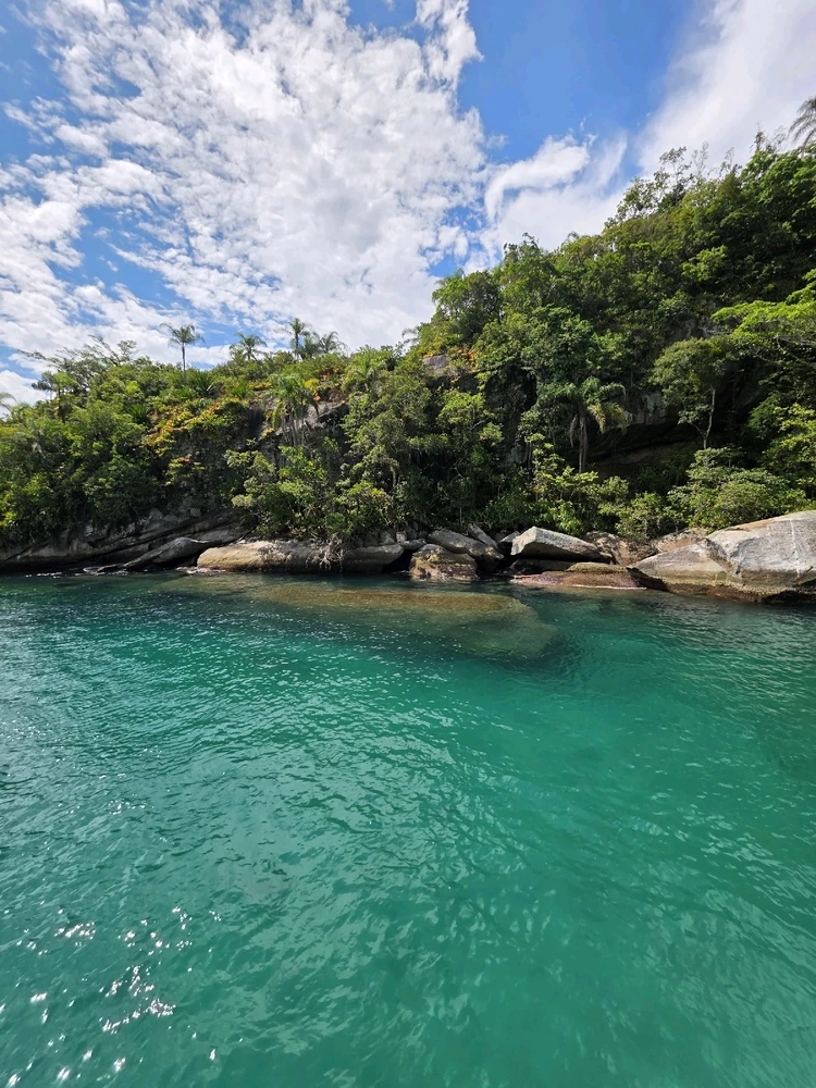 GIF uploaded by Stefani