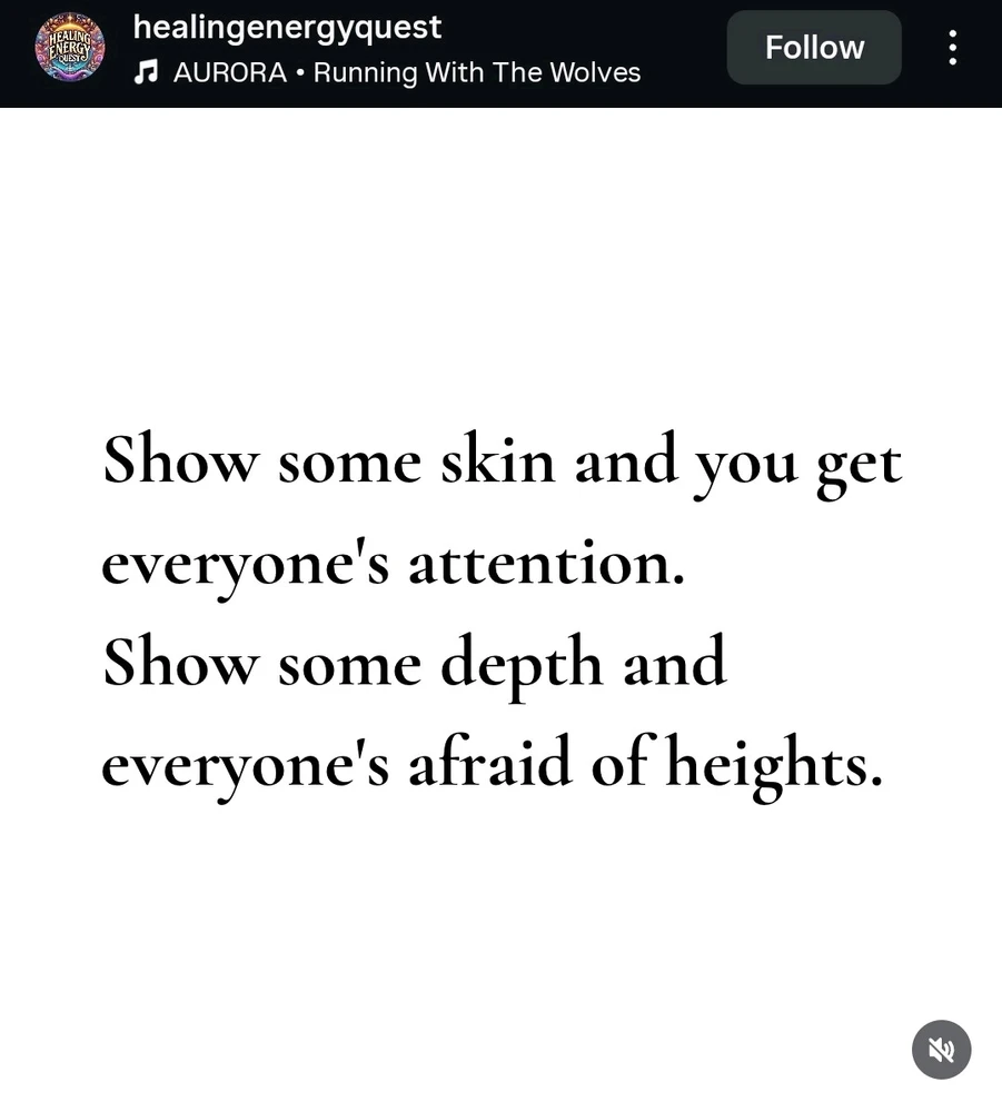 GIF uploaded by Luci Costa