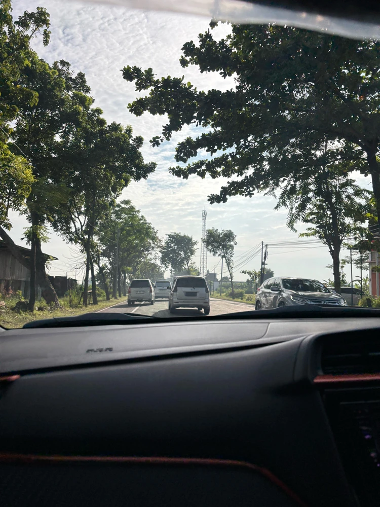 GIF uploaded by Riska