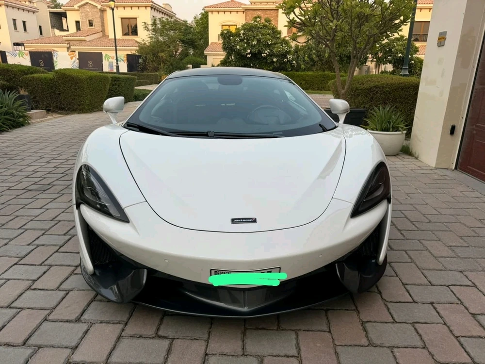 GIF uploaded by Rizzzzzz