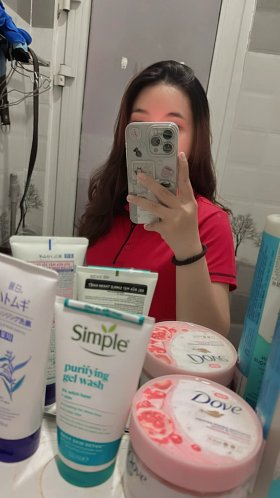 GIF uploaded by Ngoc Trinh