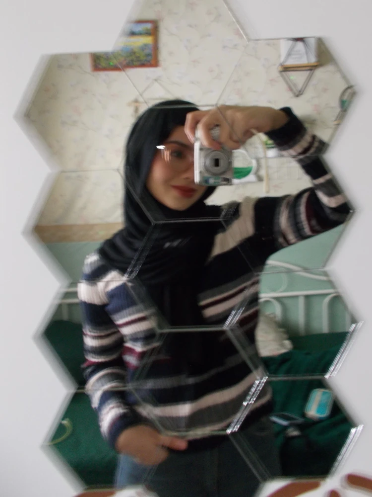 GIF uploaded by Dana