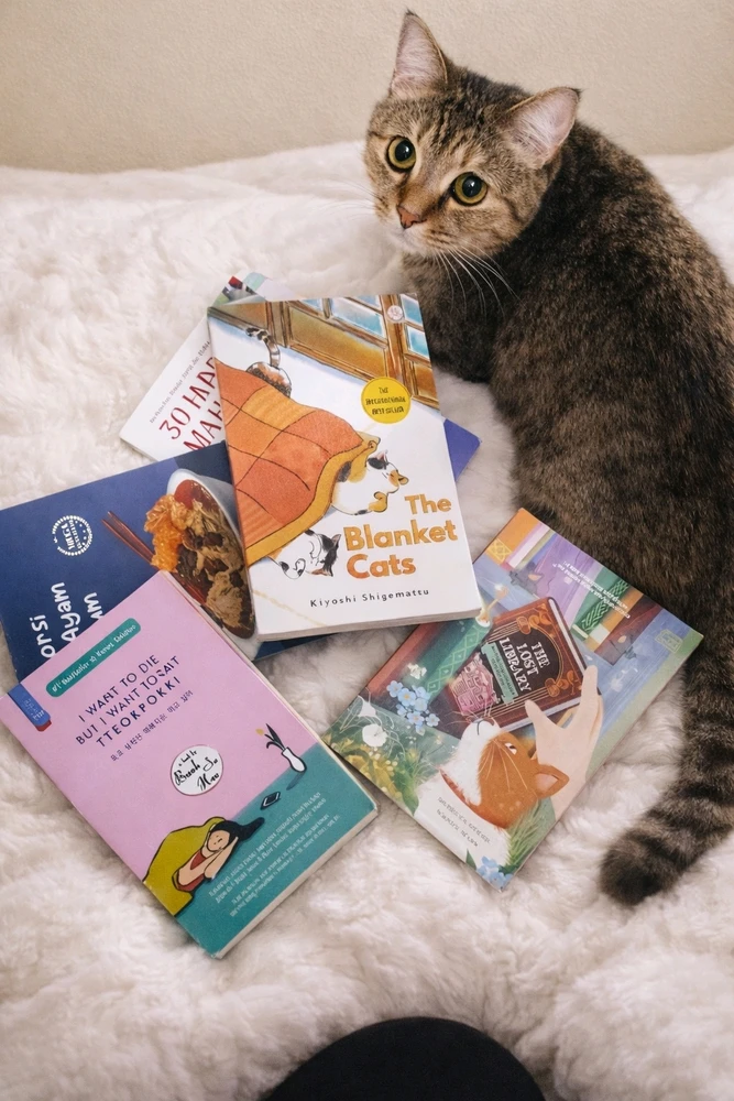 GIF uploaded by 𝓢𝓮𝓻𝓮𝓷 • 𝓢𝓮𝓻𝓮𝓷𝓭𝓲𝓹𝓲𝓽𝔂