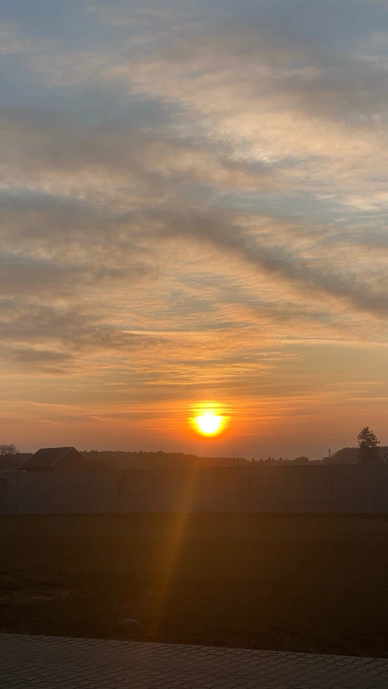 GIF uploaded by Jessy