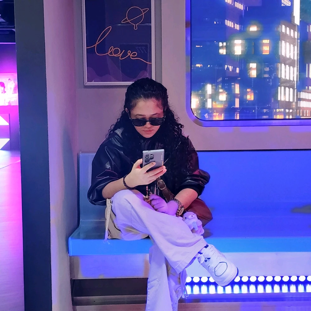 GIF uploaded by Antonette