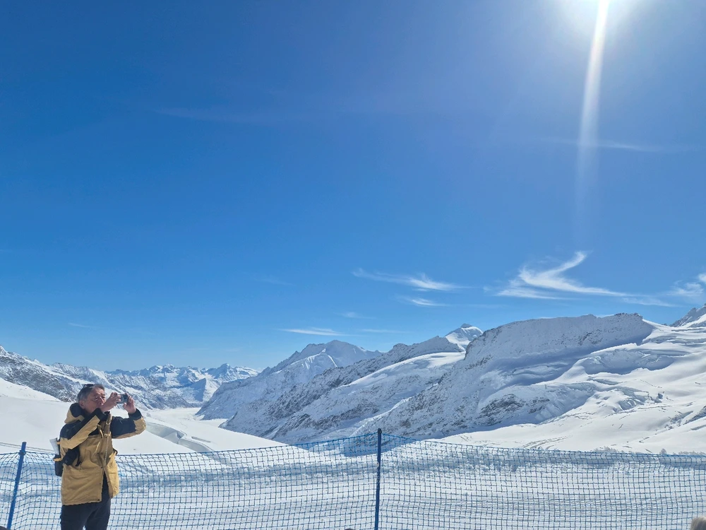 GIF uploaded by Emil