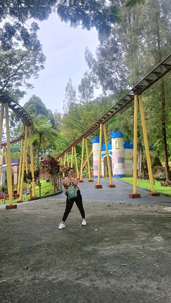 GIF diunggah oleh Floren