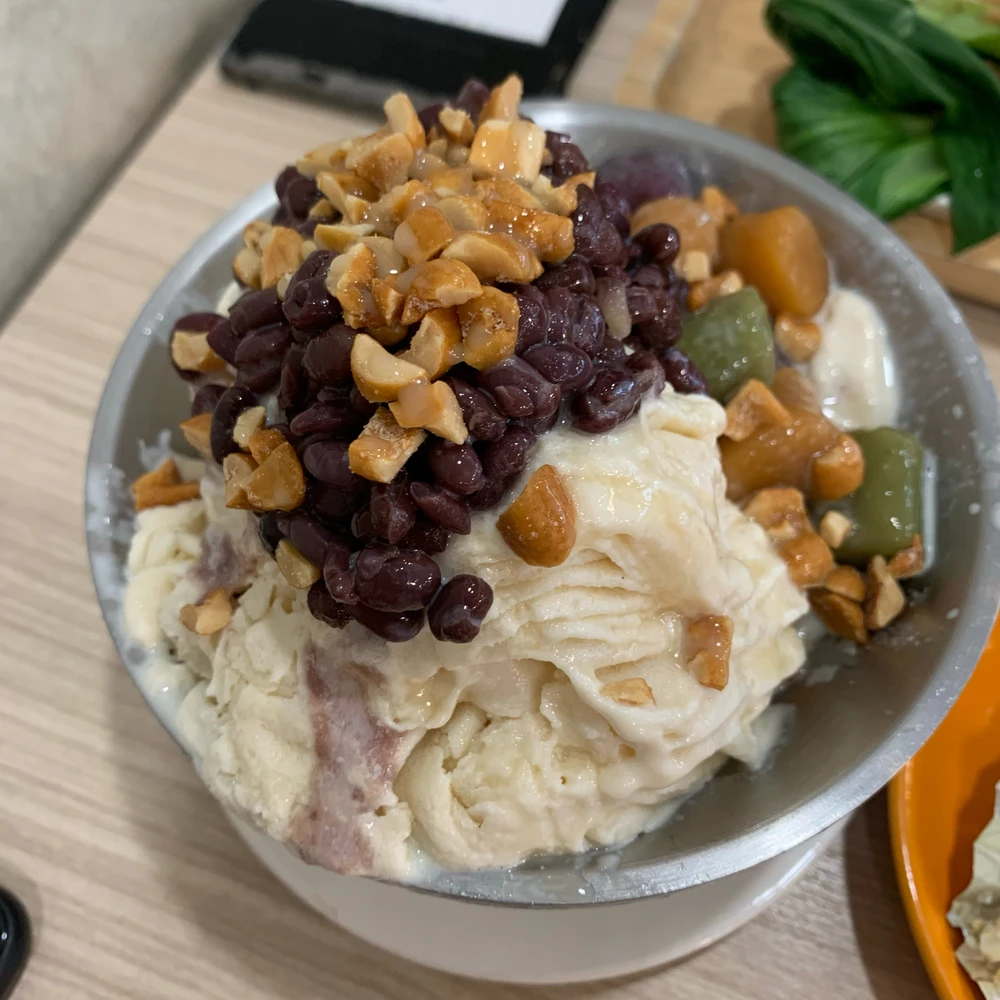 GIF uploaded by Diana