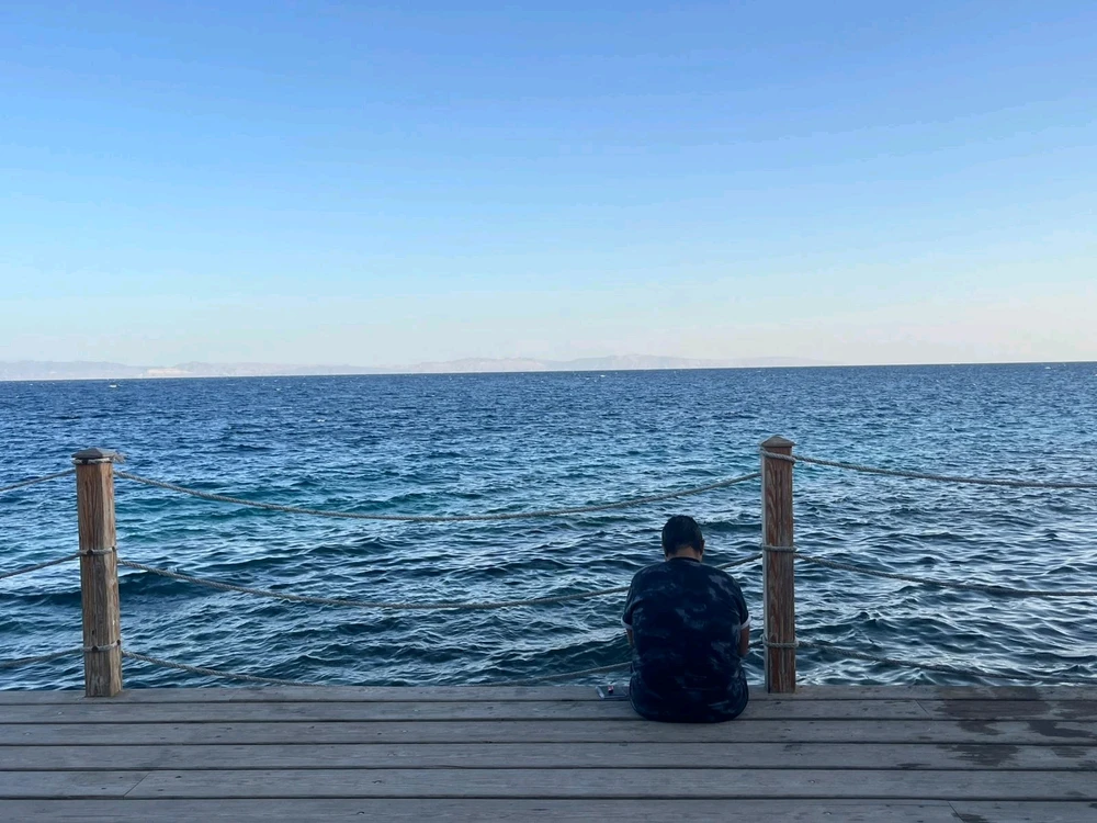 GIF uploaded by Fouad