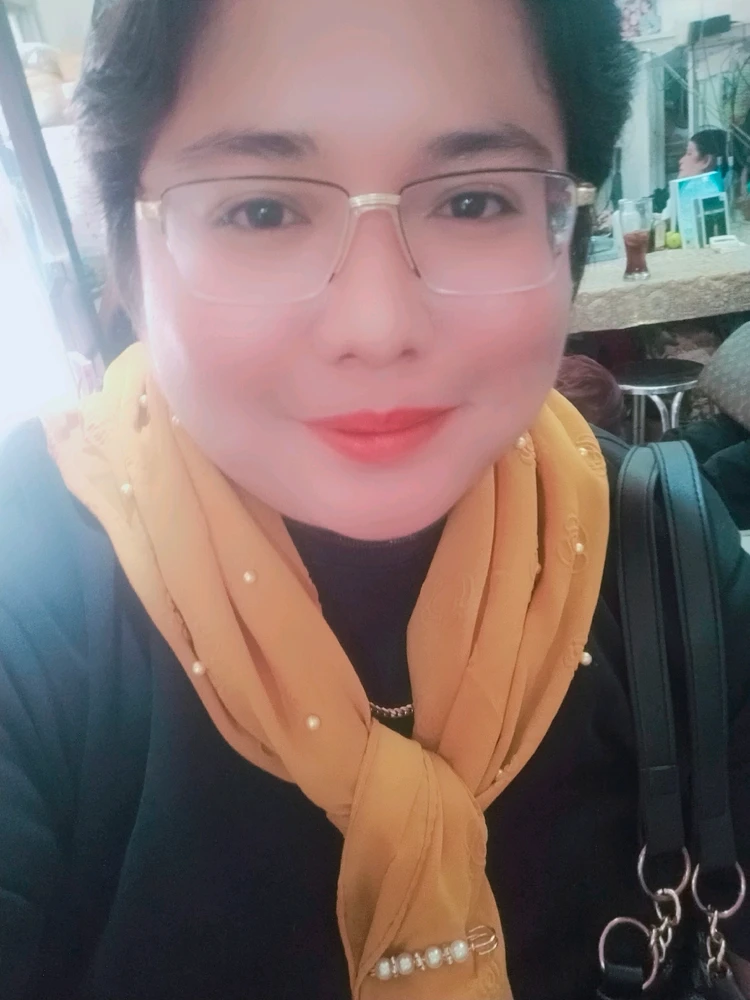 GIF uploaded by Khadijah