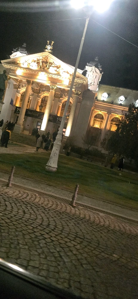 GIF uploaded by Bogdan