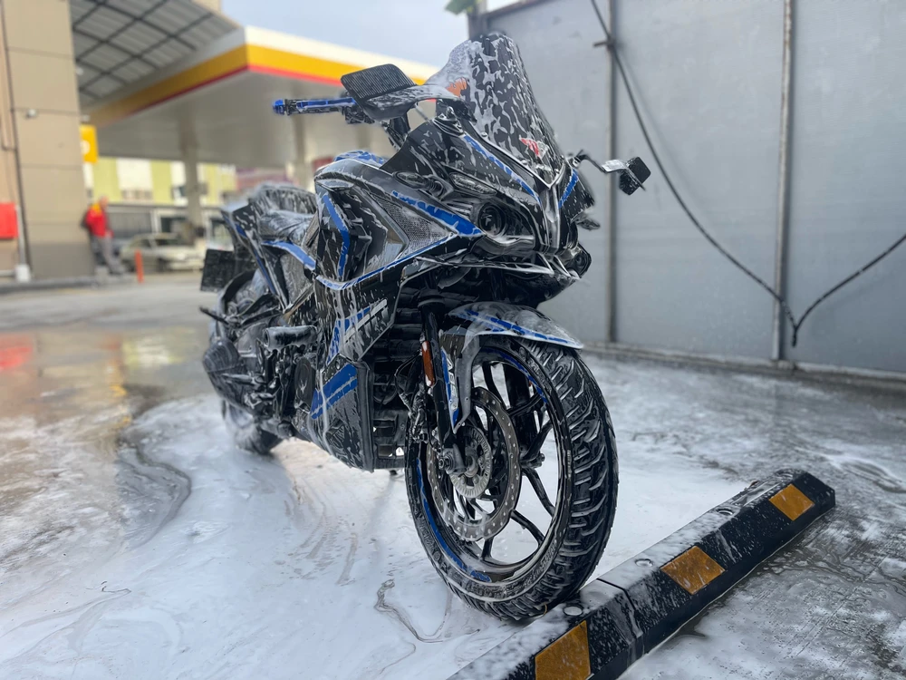 Berk tarafından yüklenen GIF