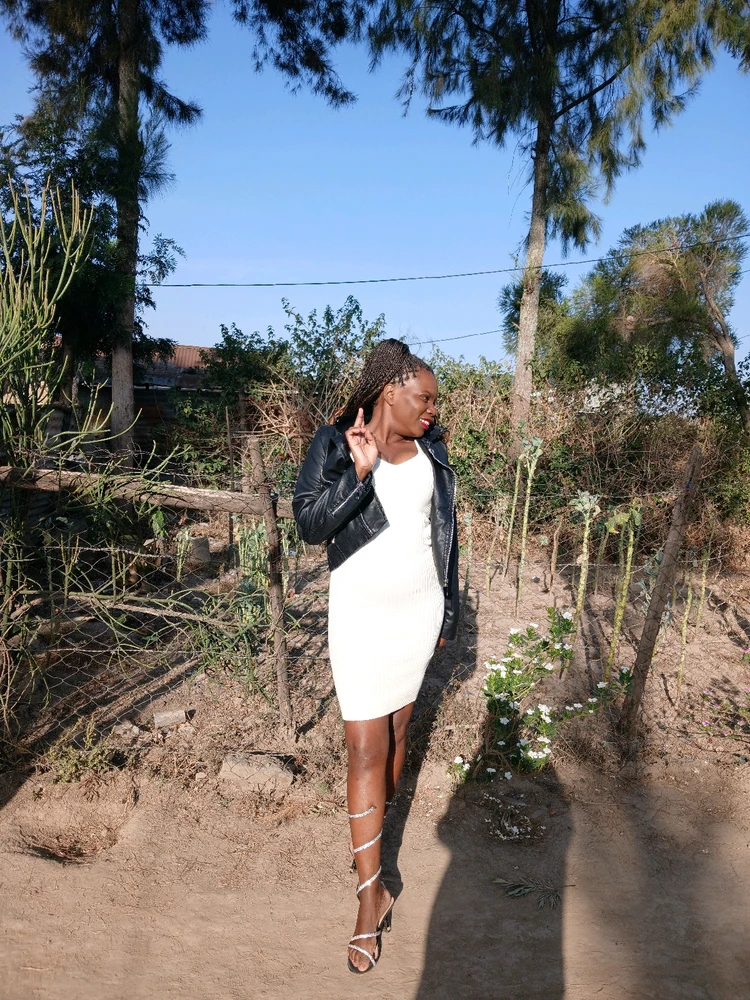 GIF uploaded by Sylvia