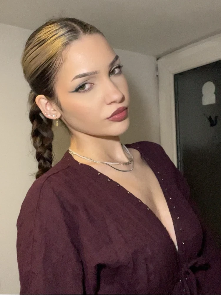 GIF uploaded by Mihaela