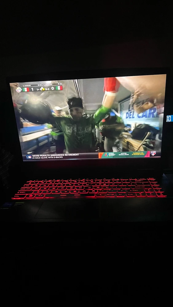 GIF diunggah dening Andy