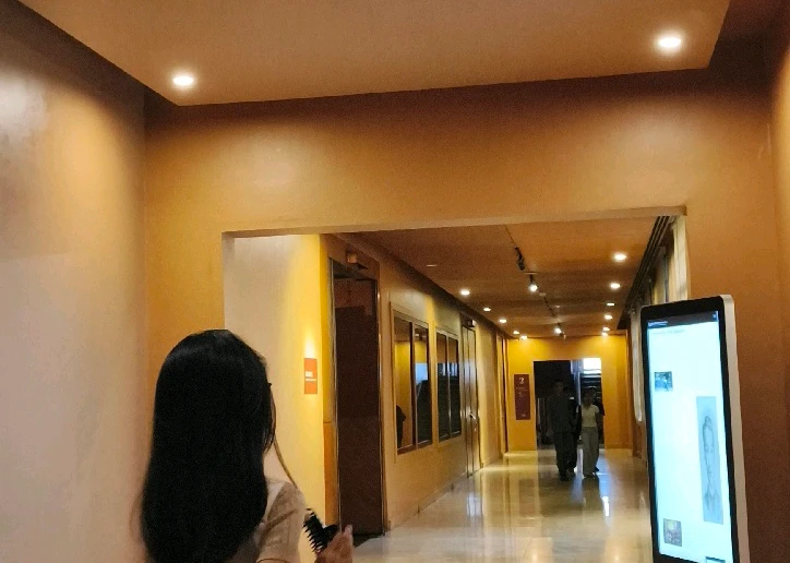 GIF uploaded by Yani