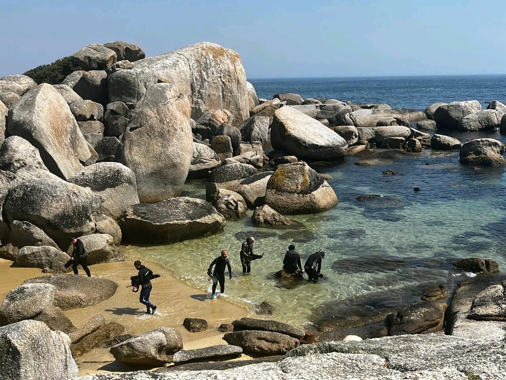 GIF uploaded by Steffan