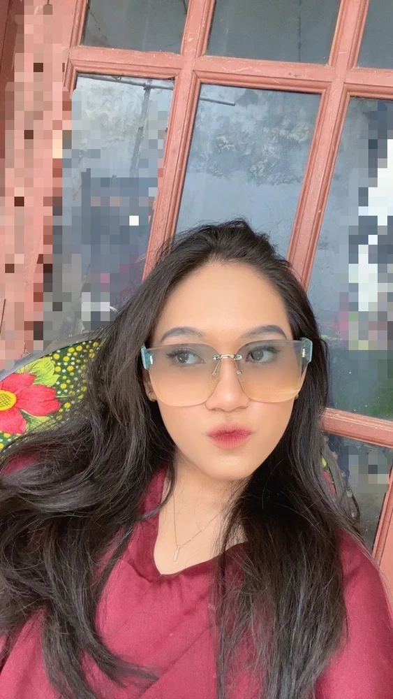 GIF uploaded by Mellaney’s