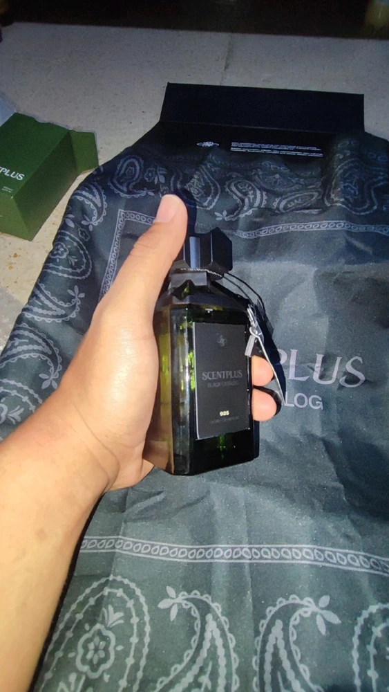 GIF gi-upload ni Nanda