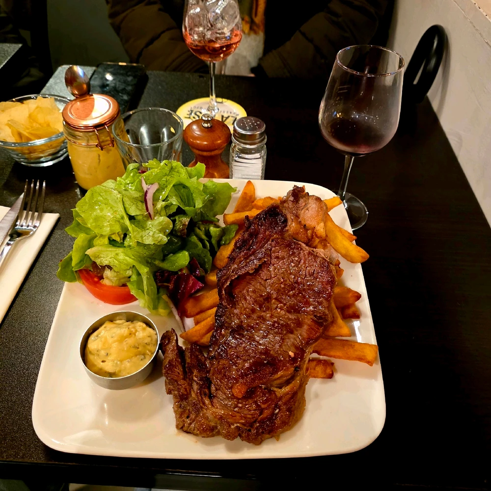 GIF uploaded by A༗🂡⏳