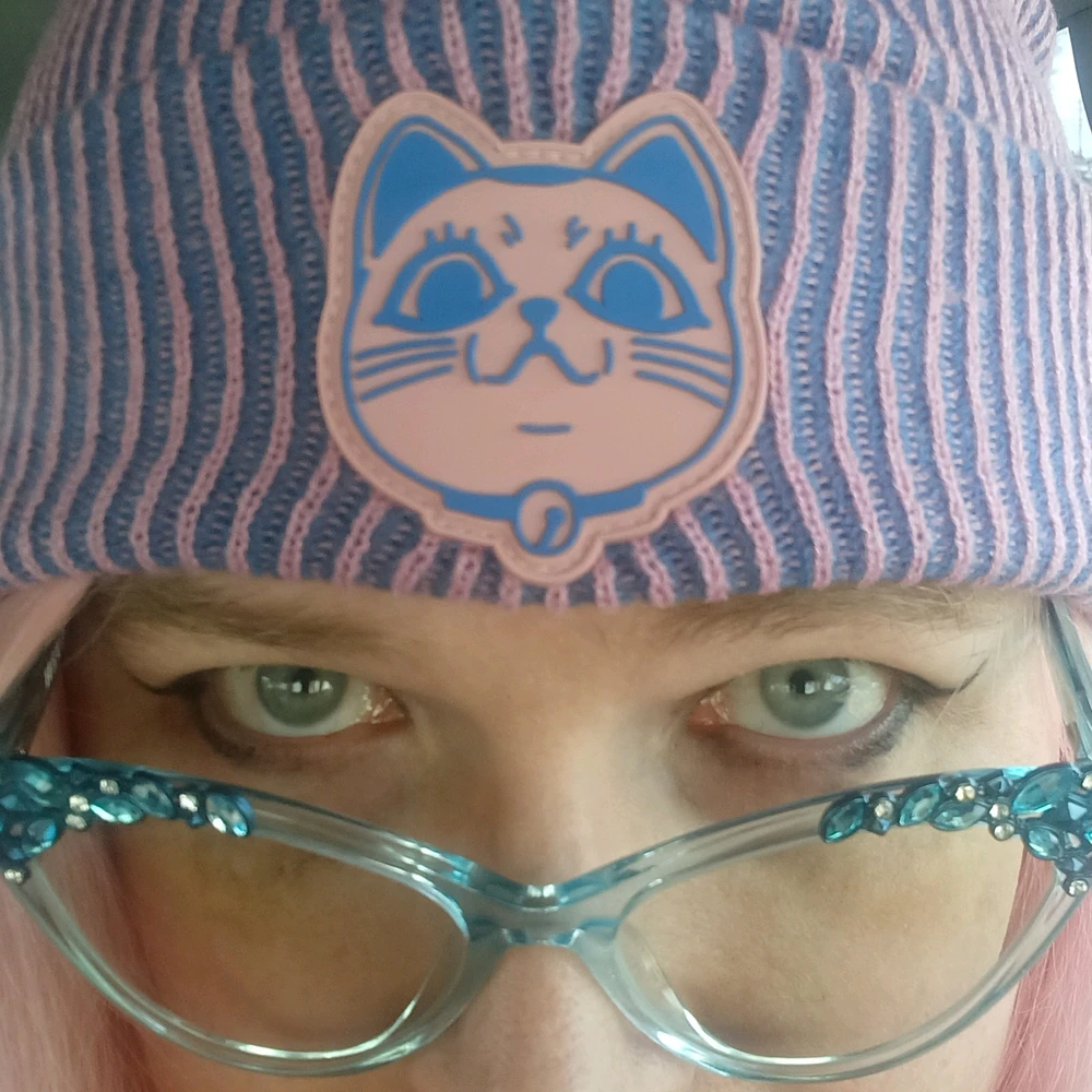 GIF uploaded by Erika 「愛理花」