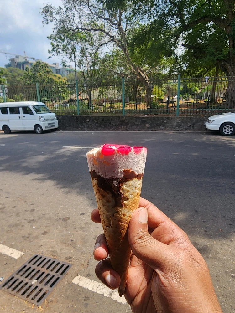 GIF uploaded by Kaveen