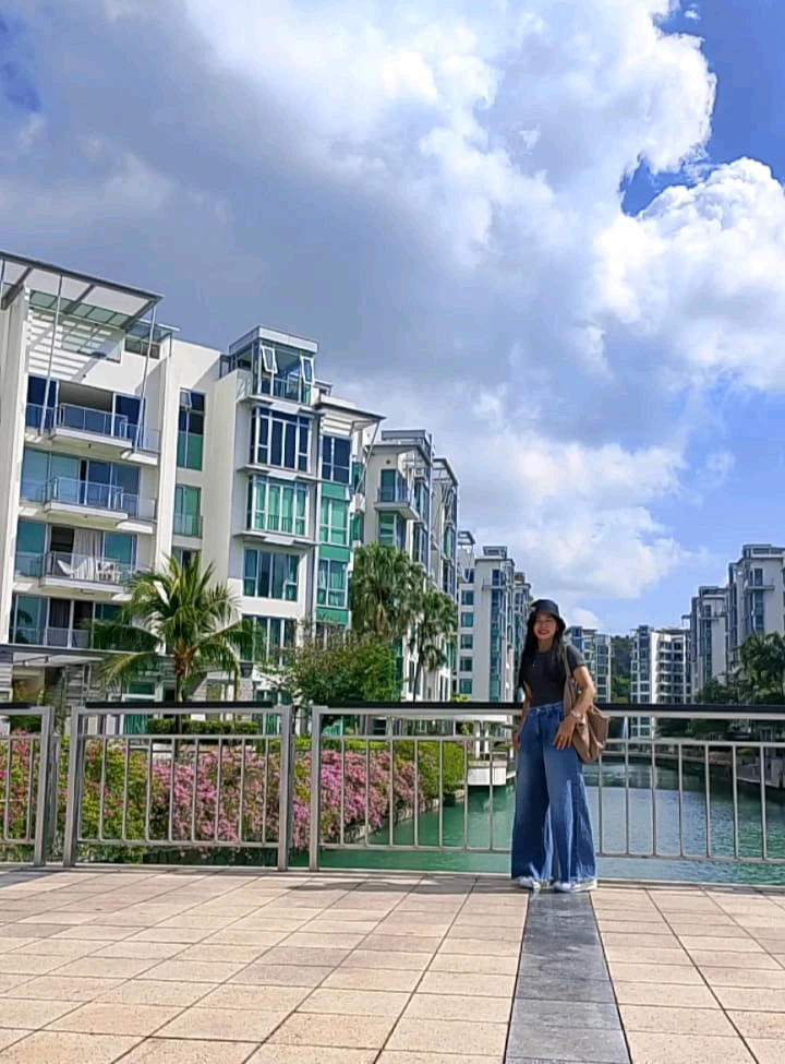 GIF uploaded by Natalie