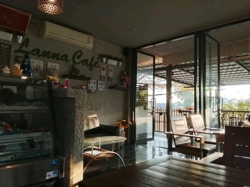 GIF อัปโหลดโดย NANI