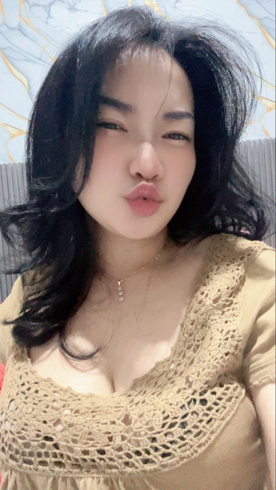 GIF diunggah oleh Riiz