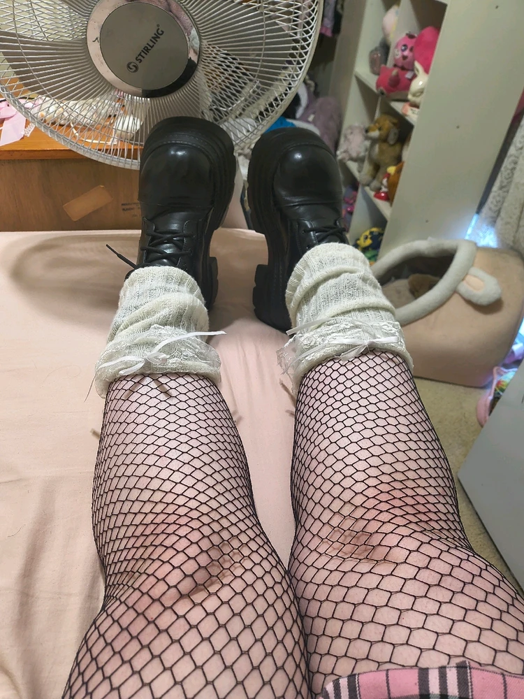 GIF uploaded by Buneé(ノ◕ヮ◕)ノ*:・゚